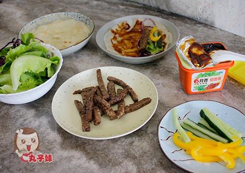 早餐福利—京味果蔬牛肉手卷的做法 步骤4
