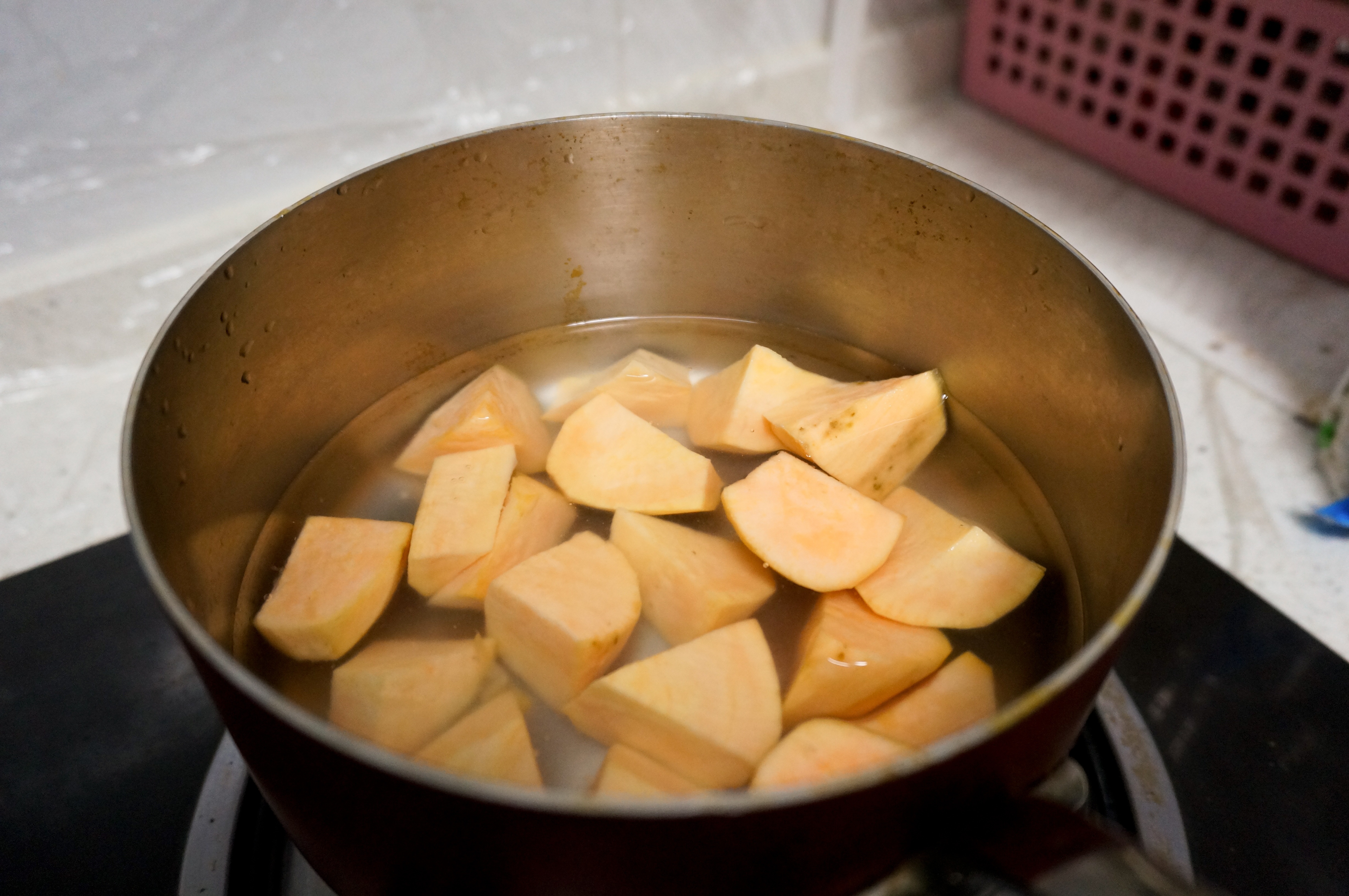 嫩煎帶子配橙香甜薯泥的做法 步骤2