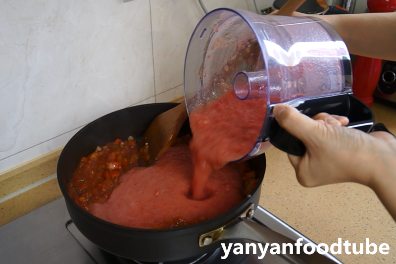 番茄燉蛋 Egg in Tomato Sauce的做法 步骤5
