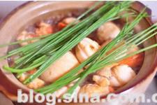 【曼食慢語】蔥油扇貝粉絲煲的做法 步骤7