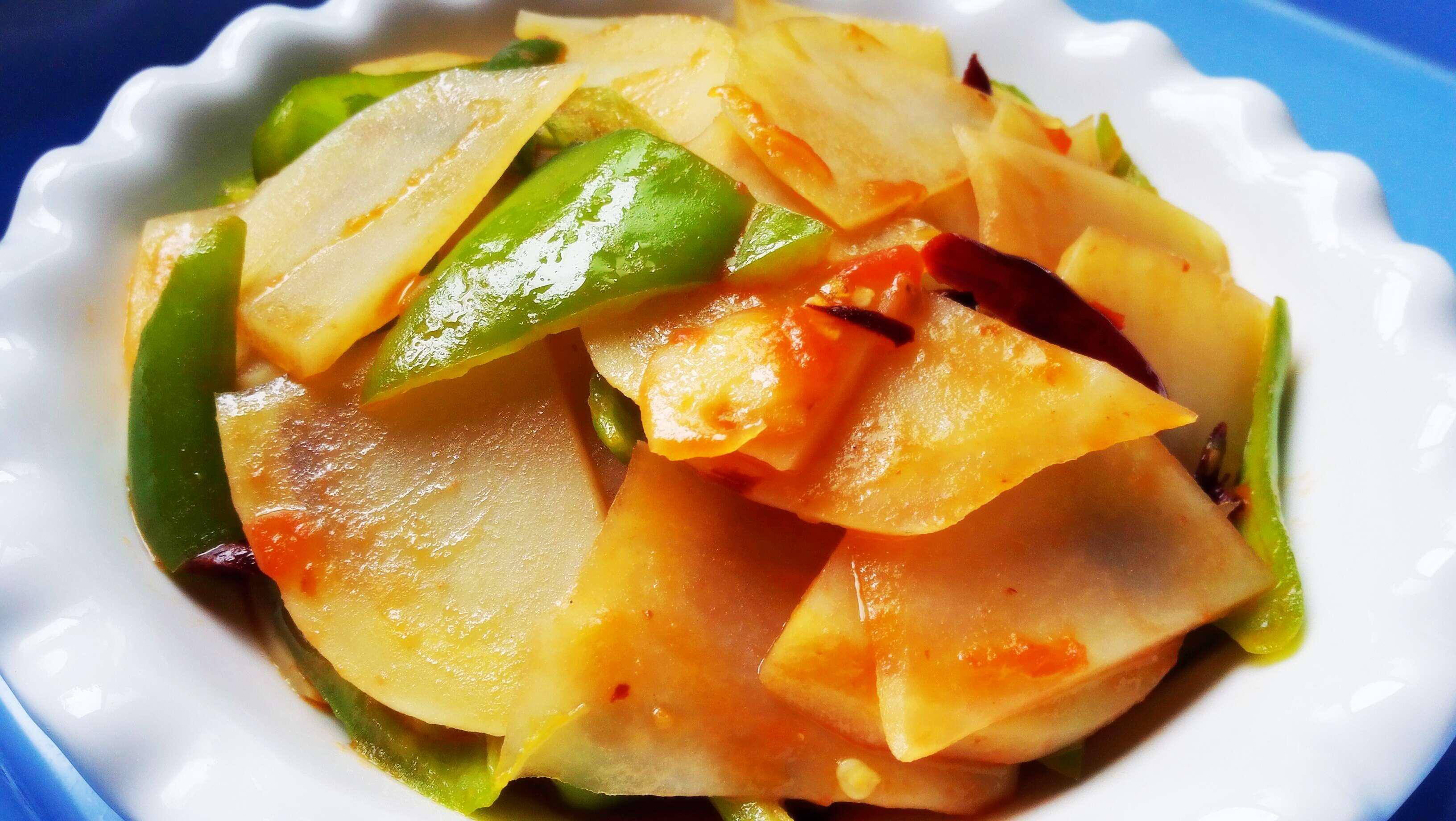 好吃的懶菜和香粥丨番茄青椒土豆片&紫糯米杏仁粥•圓滿素食的做法 步骤8
