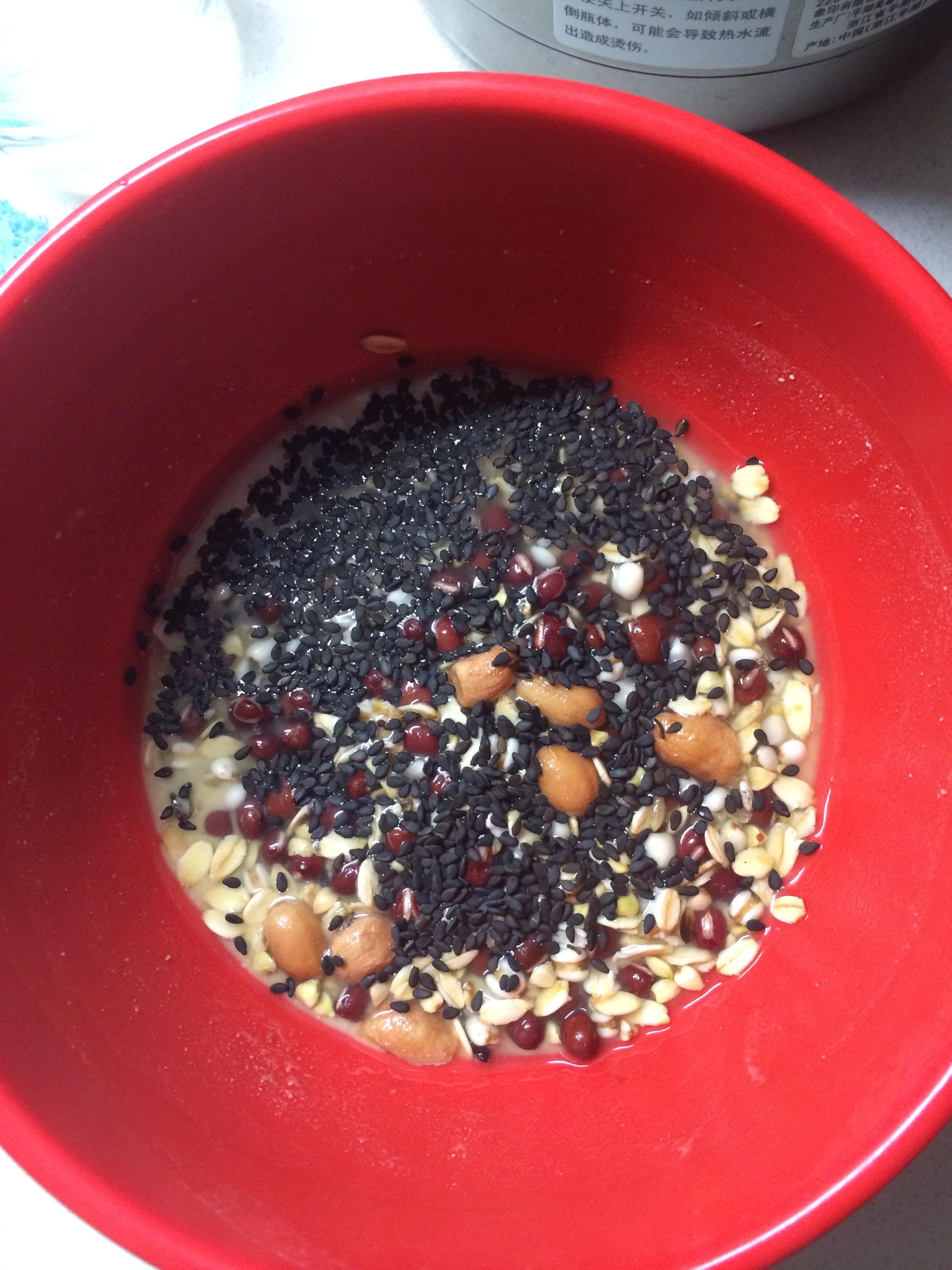 雜糧米糊（豆漿機版）的做法 步骤2