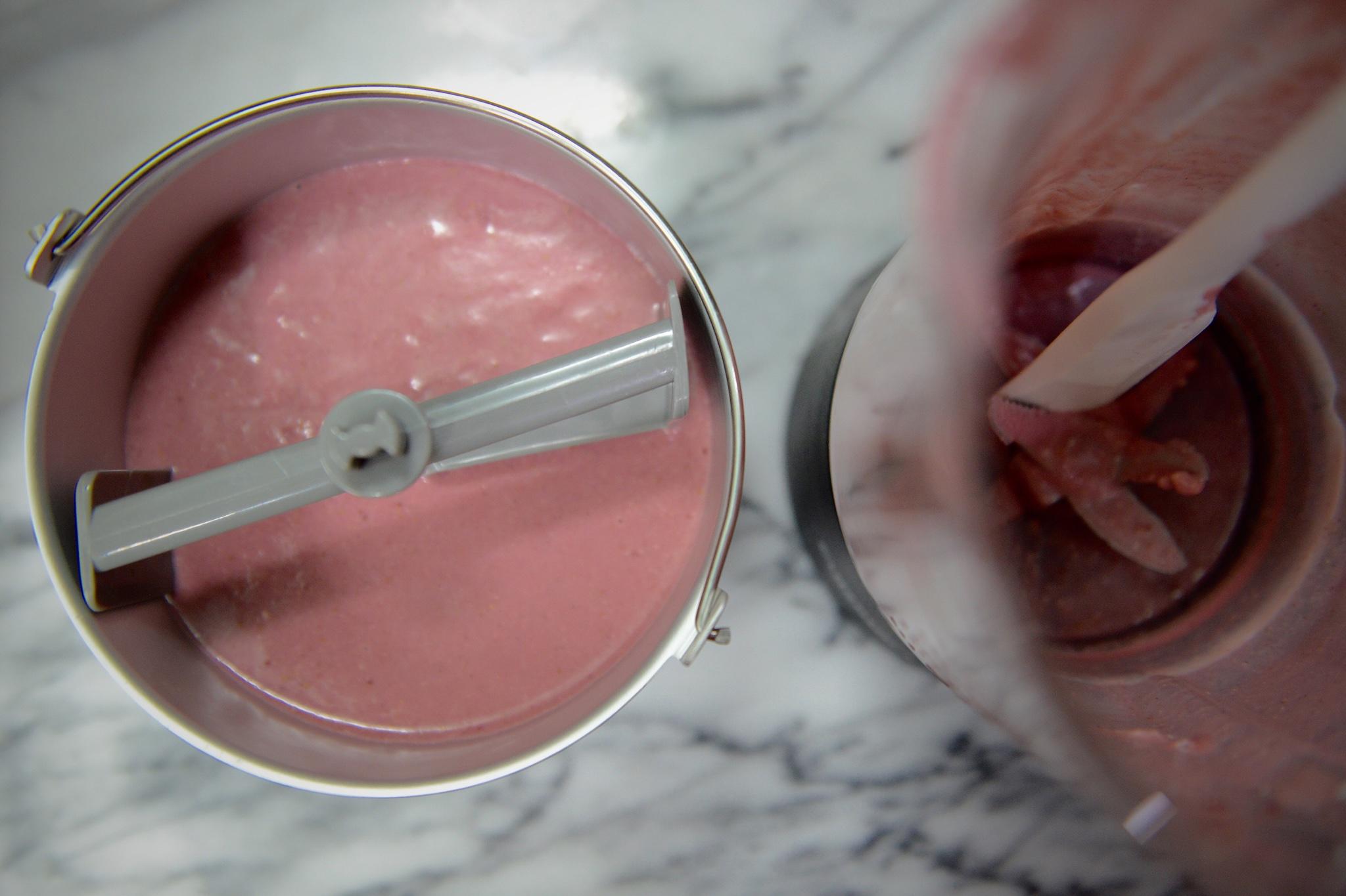 【素食綾也】雙莓冰淇淋 —— （無蛋無奶/腰果版）的做法 步骤5