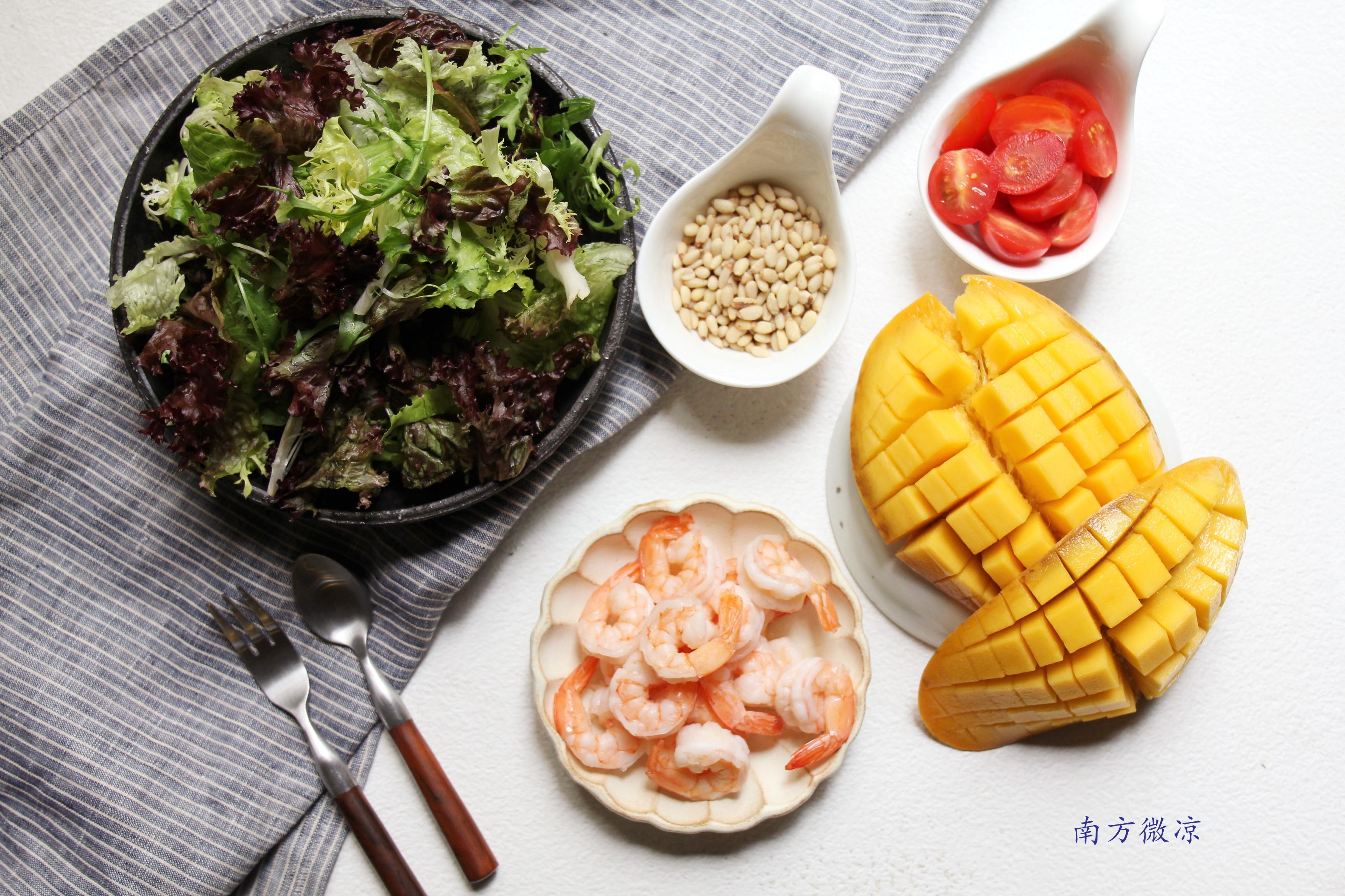 春季輕食，芒果大蝦沙拉的做法 步骤1