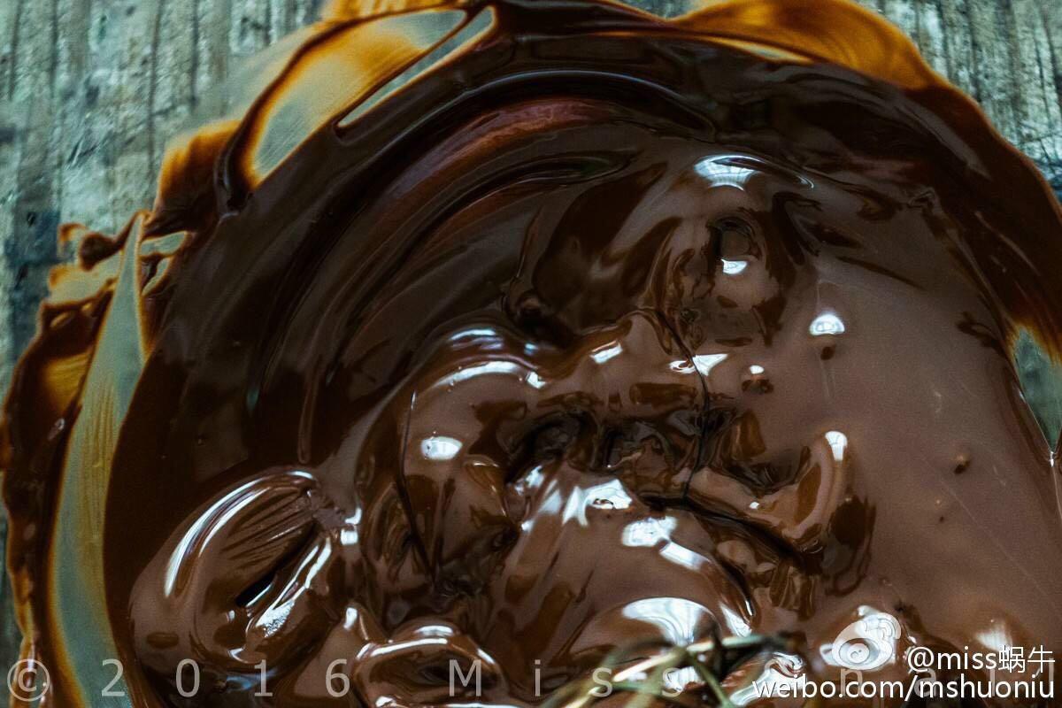超濃郁的黑巧克力ricotta慕斯.Dark chocolate& Ricotta mousse.的做法 步骤4