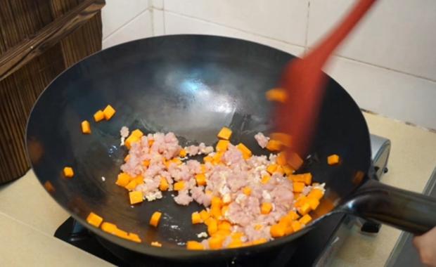 家常菜 橄欖菜豆角炒肉末 下飯菜的做法 步骤6