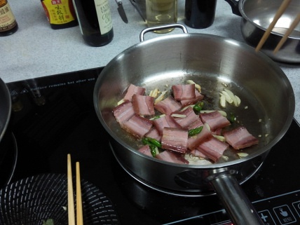 【金字美食廚房】鹹肉炒萵筍葉的做法 步骤5