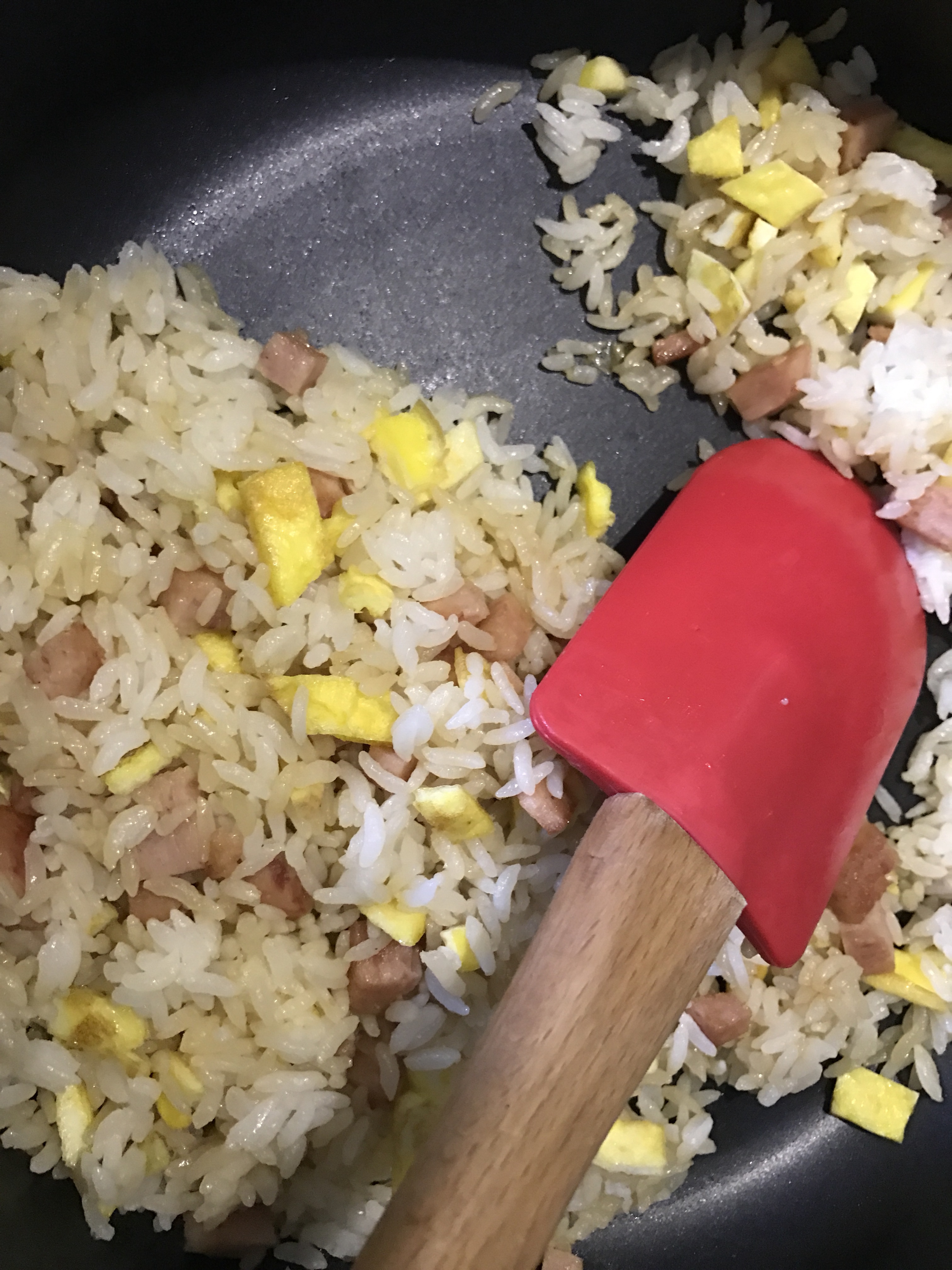 午餐肉鵪鶉蛋飯糰的做法 步骤7