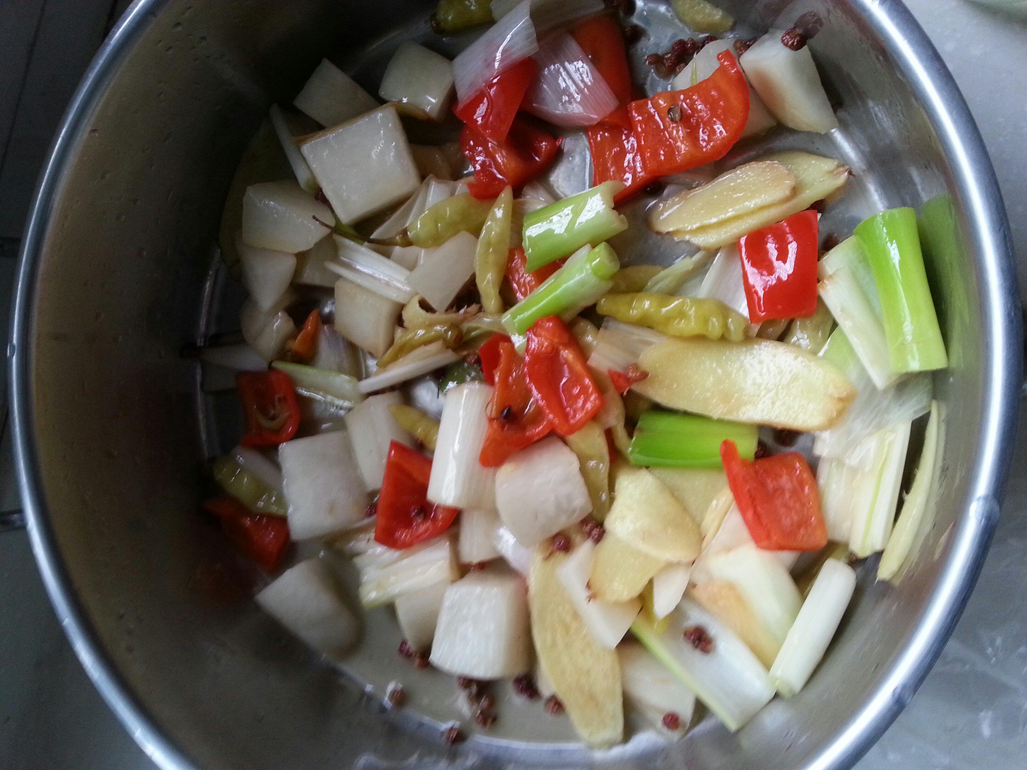 鮮辣魚頭燜鍋的做法 步骤8