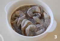 鮮蝦蘑菇燒豆腐的做法 步骤1