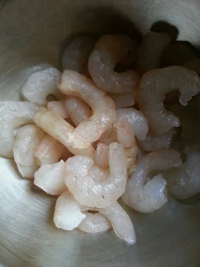 蝦肉蟹味菇煎餃的做法 步骤2
