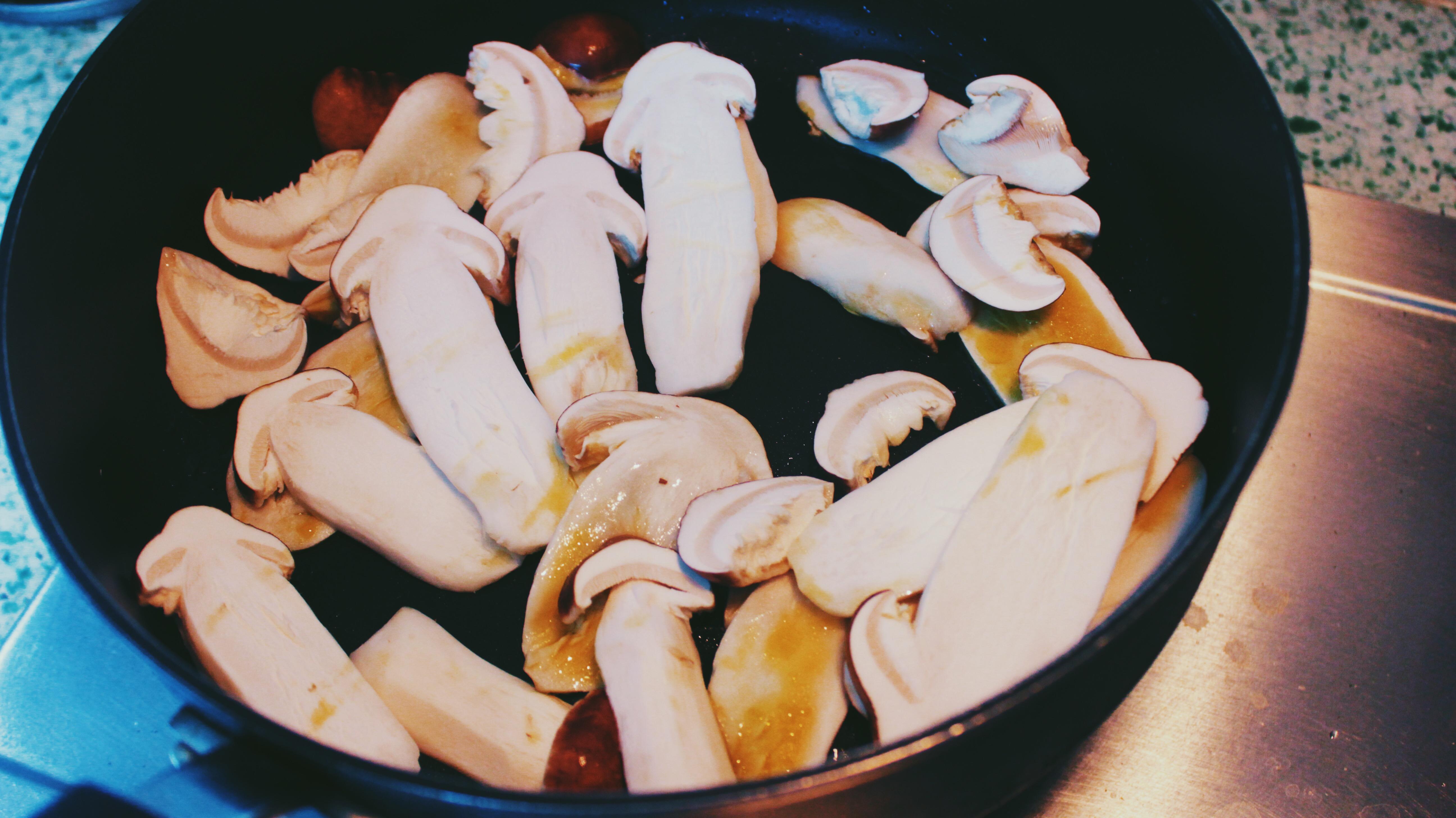【山姆廚房】姬松茸羽鼬䲁魚燜飯的做法 步骤6