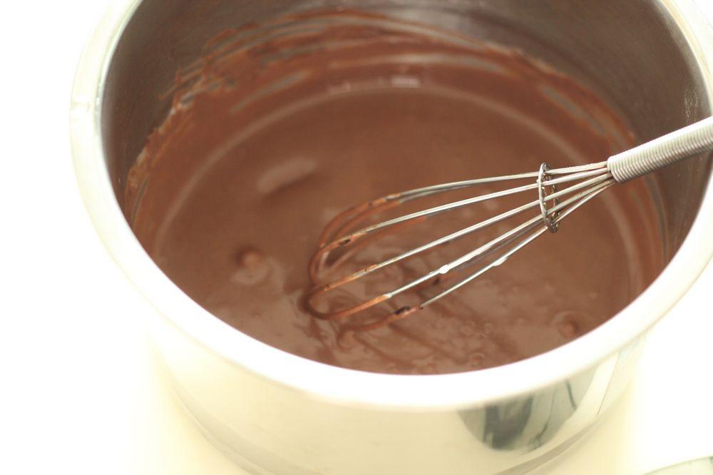 紅茶風味的巧克力奶油蛋糕的做法 步骤13
