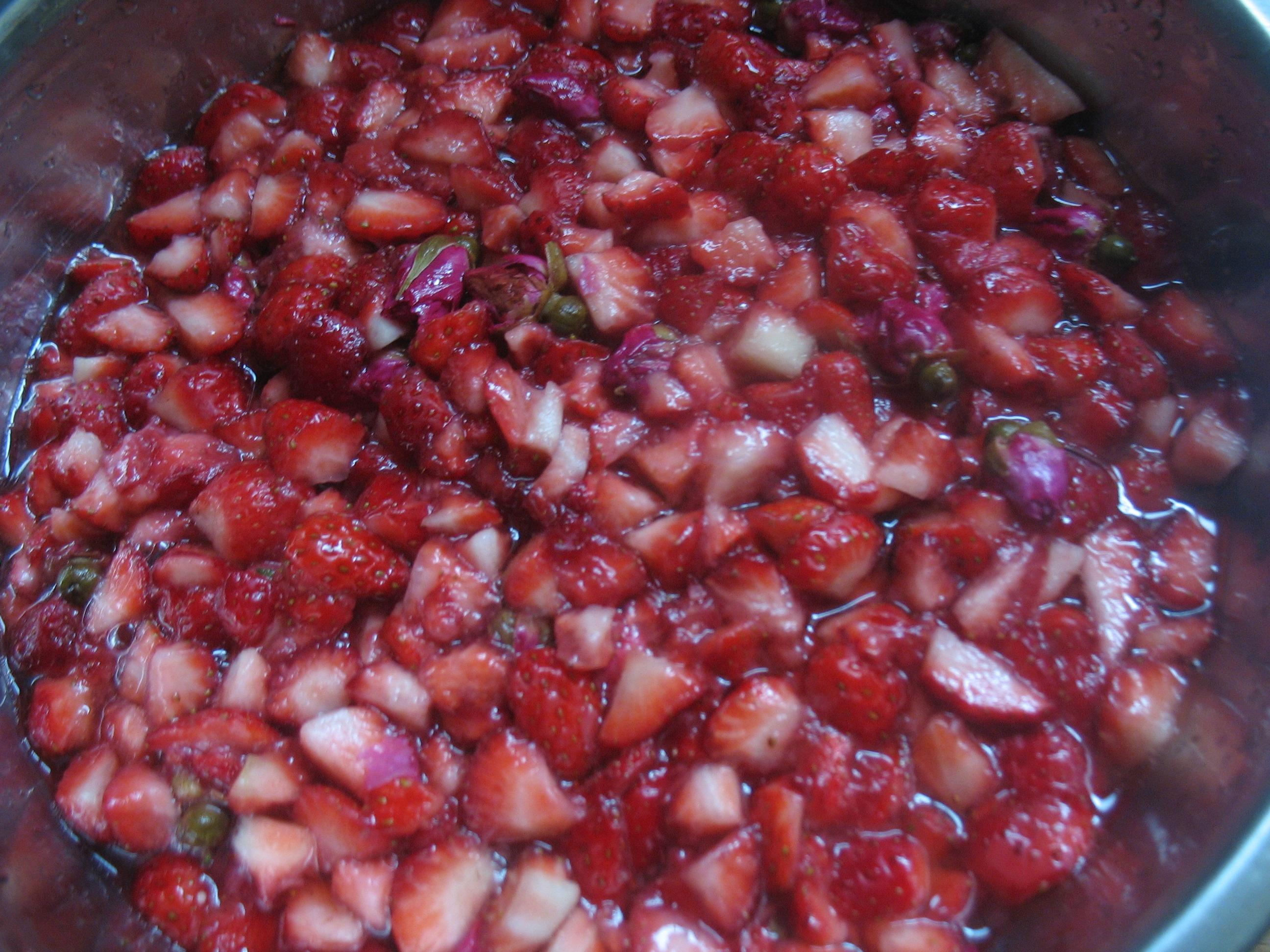 玫瑰草莓果醬的做法 步骤5