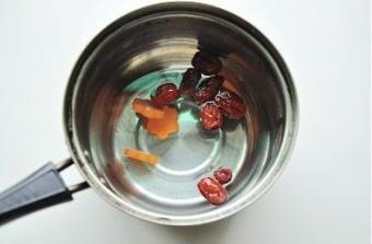 玫瑰胡蘿蔔茶的做法 步骤2