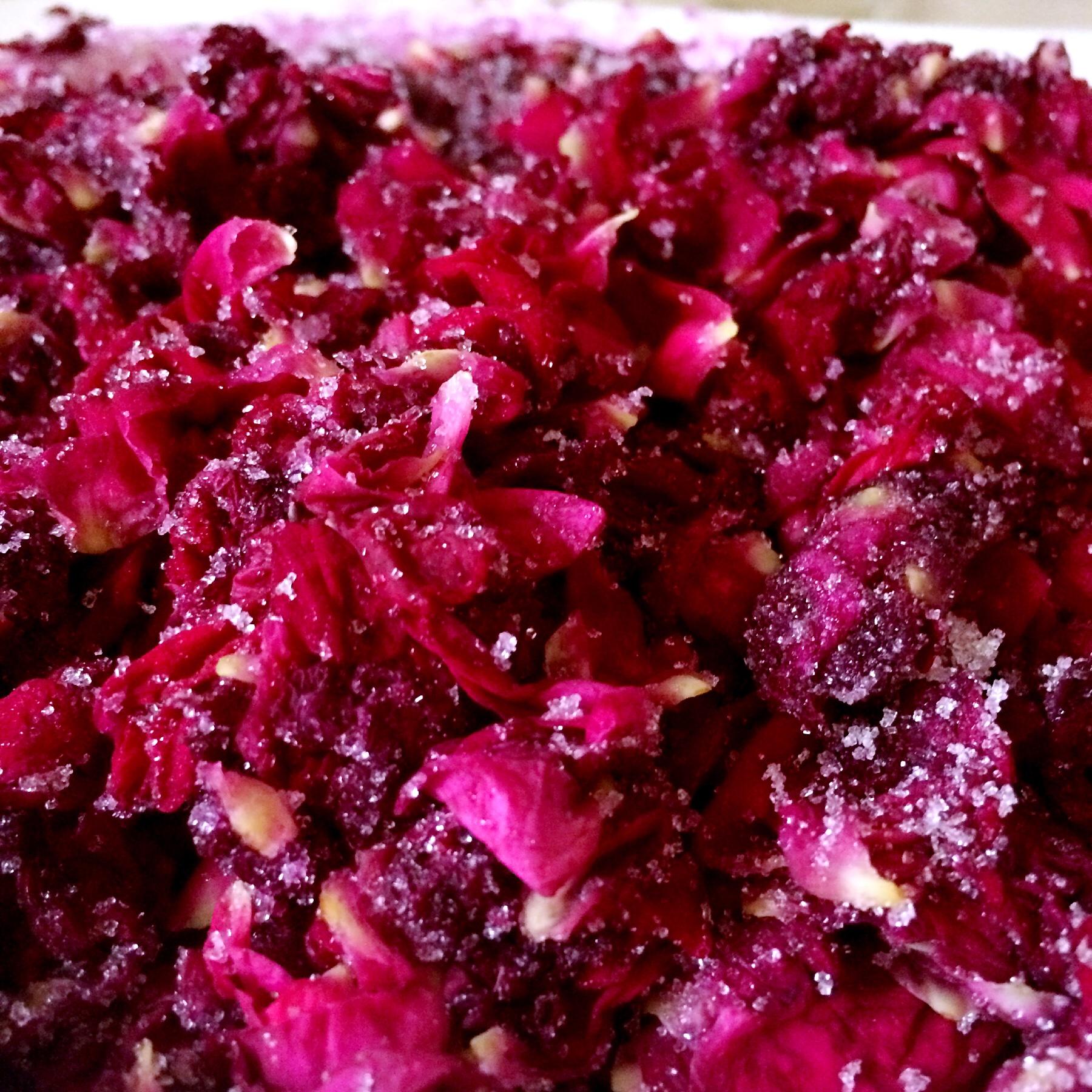 純手工自制風靡雲南的鮮花餅餡料——玫瑰醬的做法 步骤3