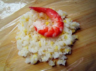 柬埔寨茉莉香米蝦仁飯糰的做法 步骤9