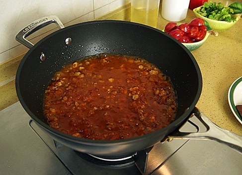 義大利茄汁肉醬面 Spaghetti Bolognese的做法 步骤3