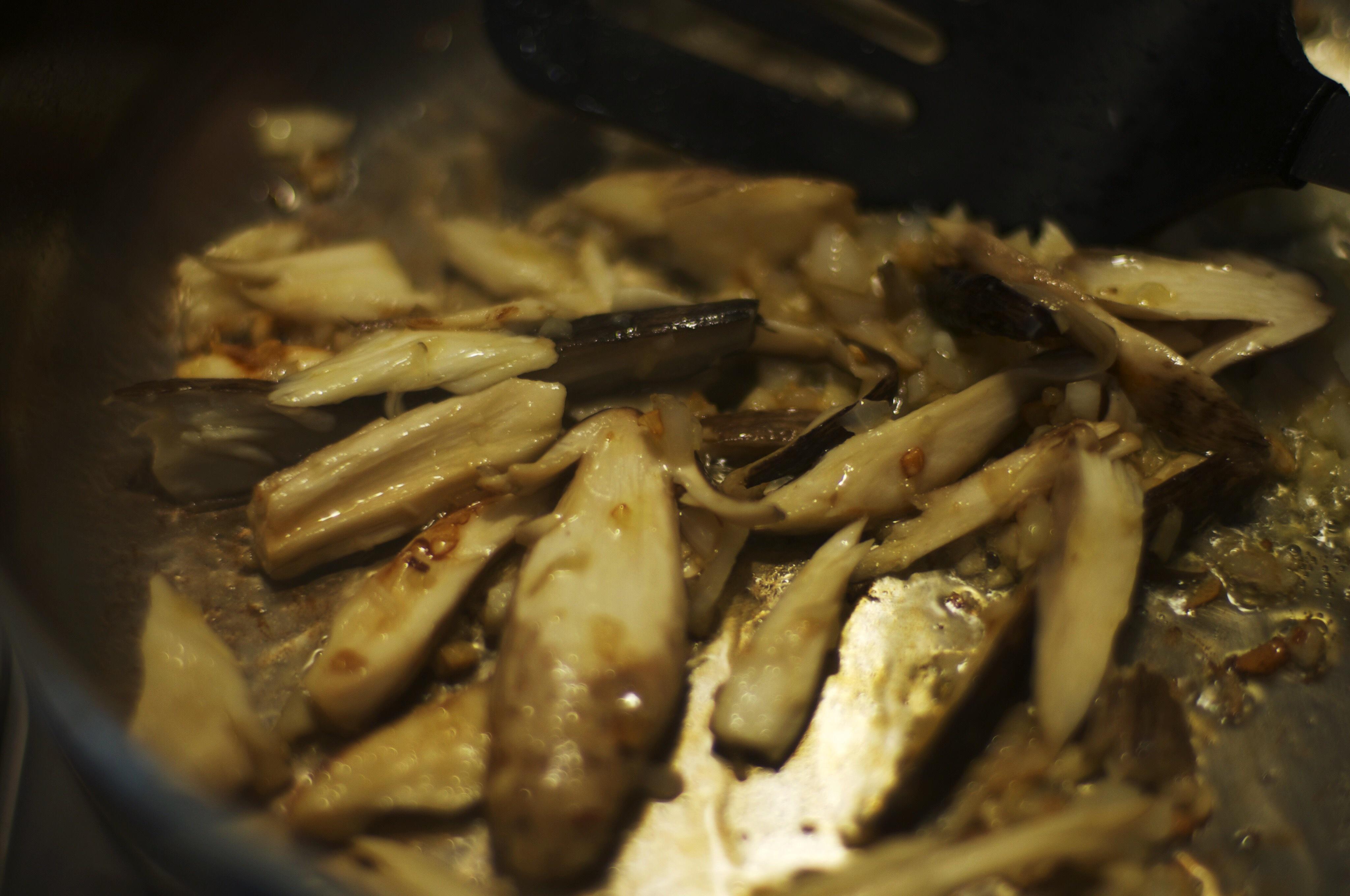 【山姆廚房】雞縱菌阿根廷紅蝦燴飯的做法 步骤2