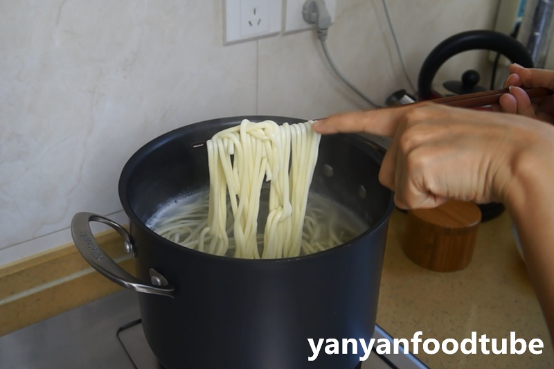 雞蛋素炒麪Fried Noodles Vegetarian的做法 步骤3