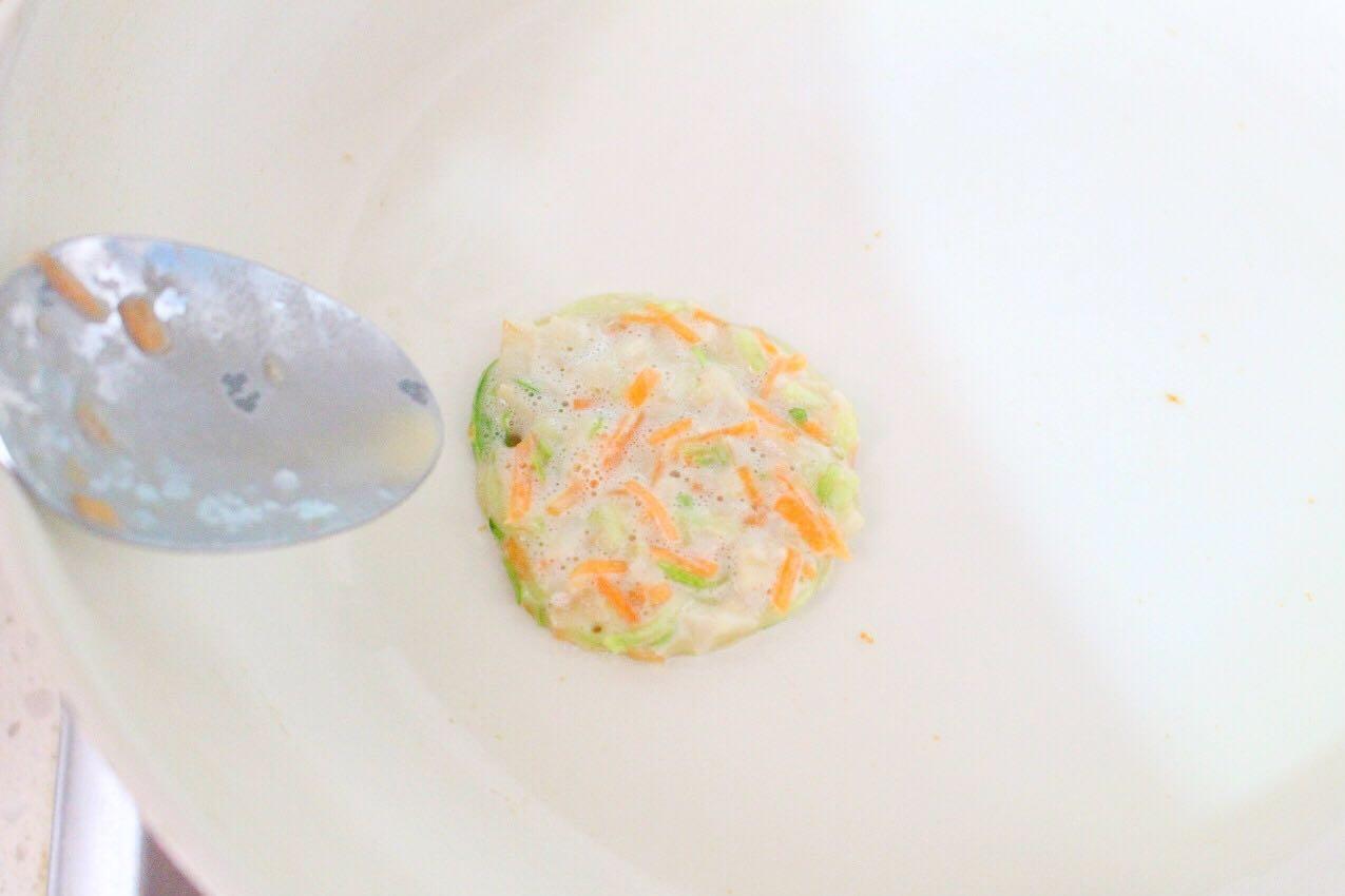 蔬菜蓮藕餅－寶寶輔食的做法 步骤10