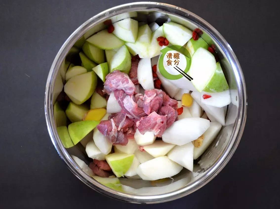 蘋果枸杞羊肉湯的做法 步骤3