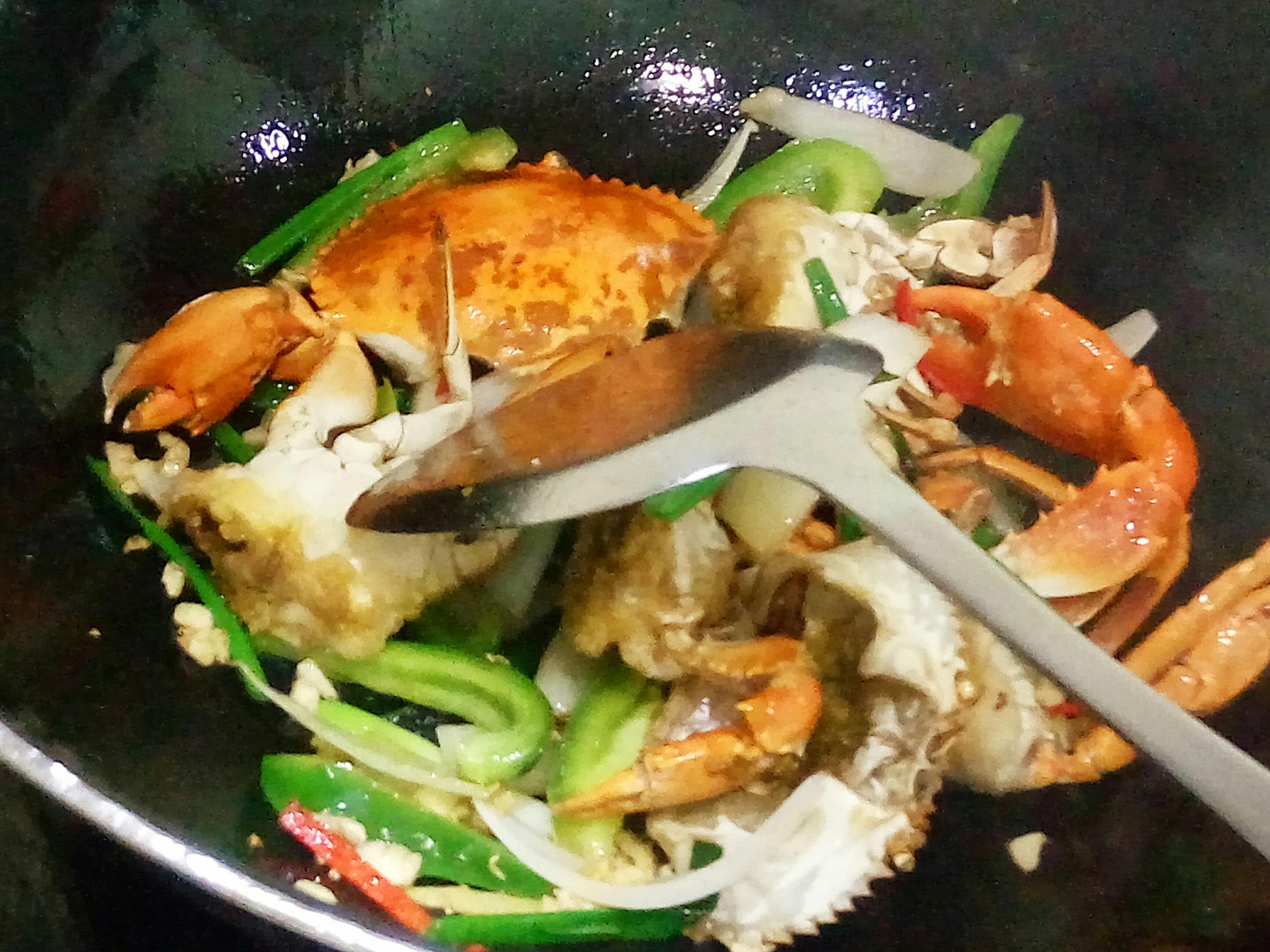 泰式咖哩蟹的做法 步骤5