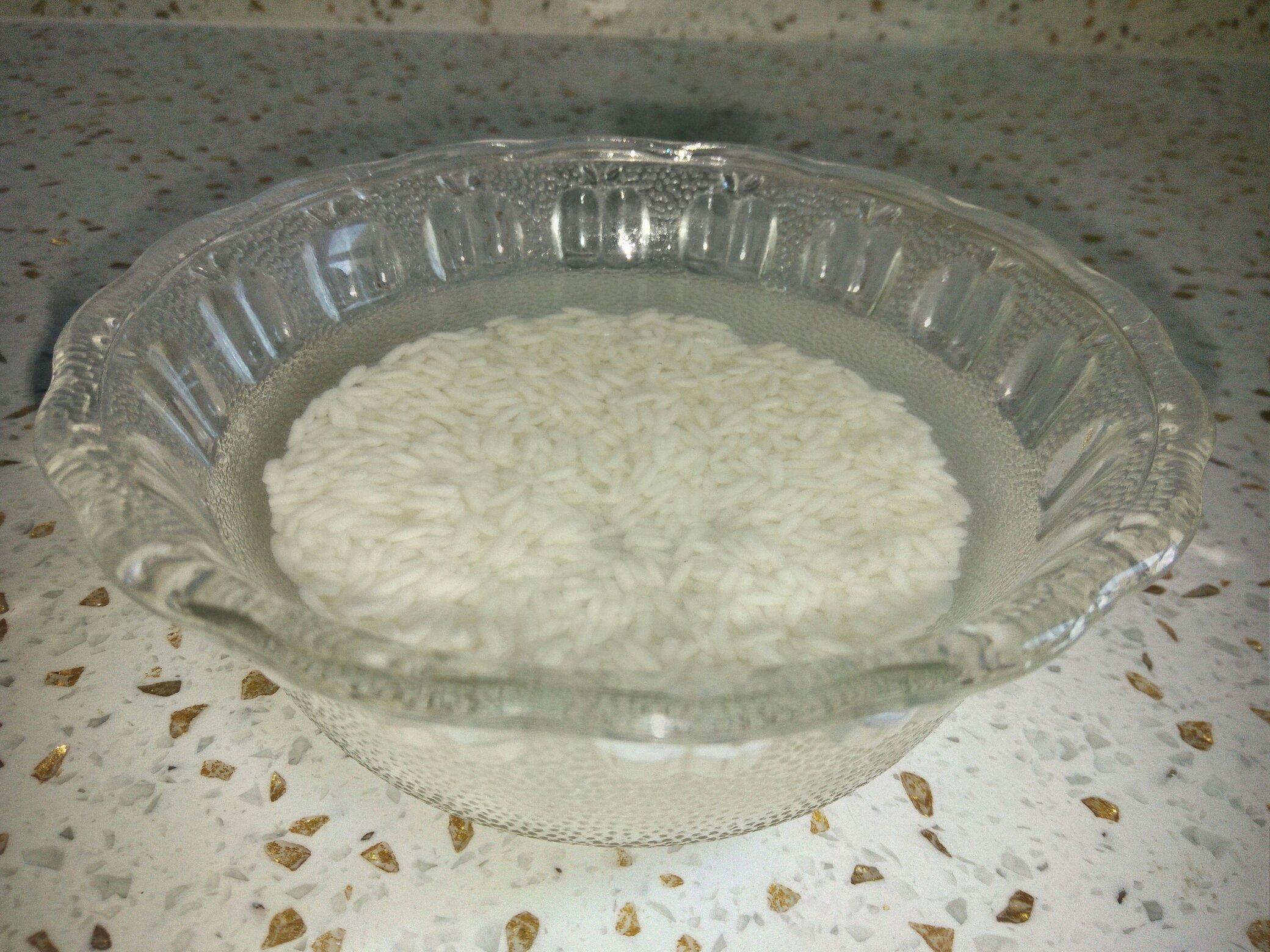 東菱麪包機版糯米銀耳紅棗粥的做法 步骤1