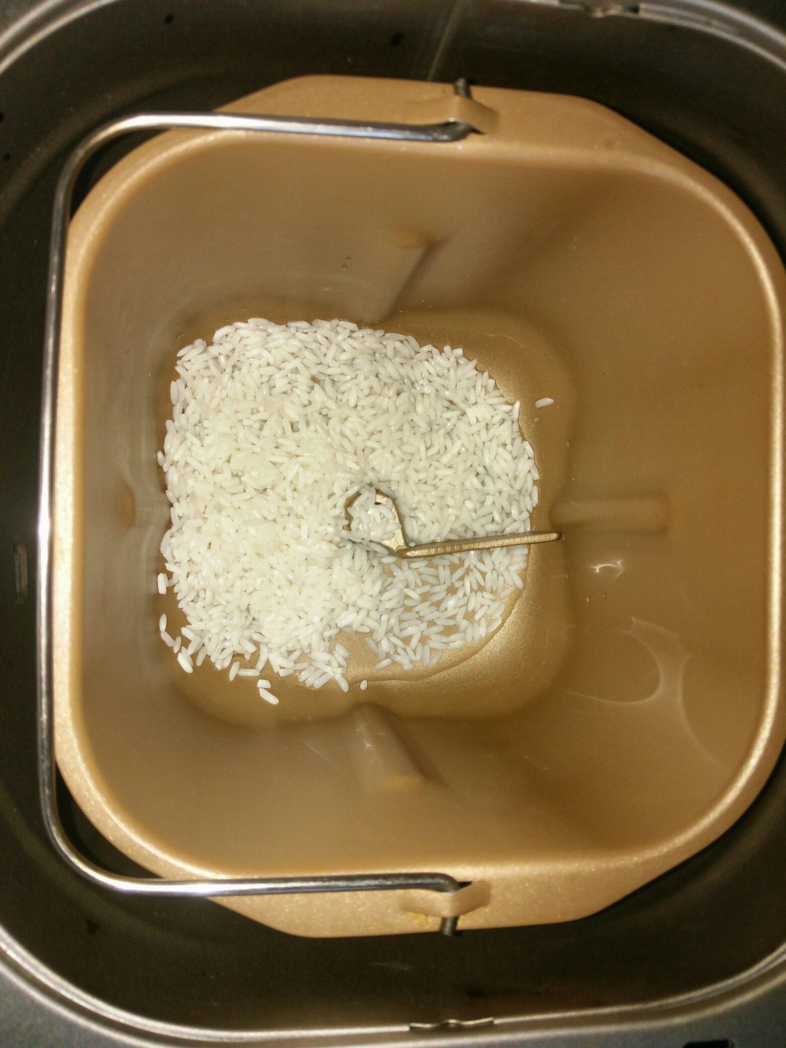 東菱麪包機版糯米銀耳紅棗粥的做法 步骤5