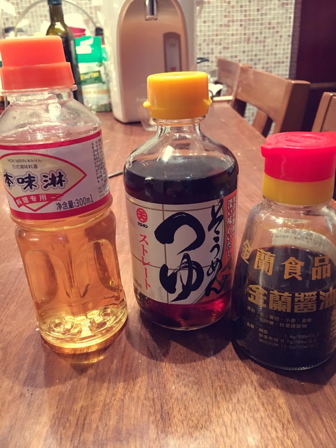 日式醬油拉麪的做法 步骤1