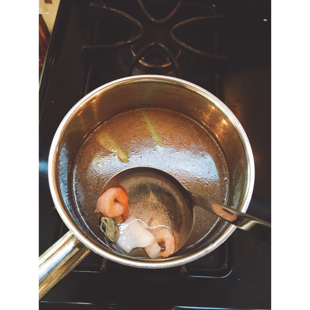 海鮮湯麪的做法 步骤1