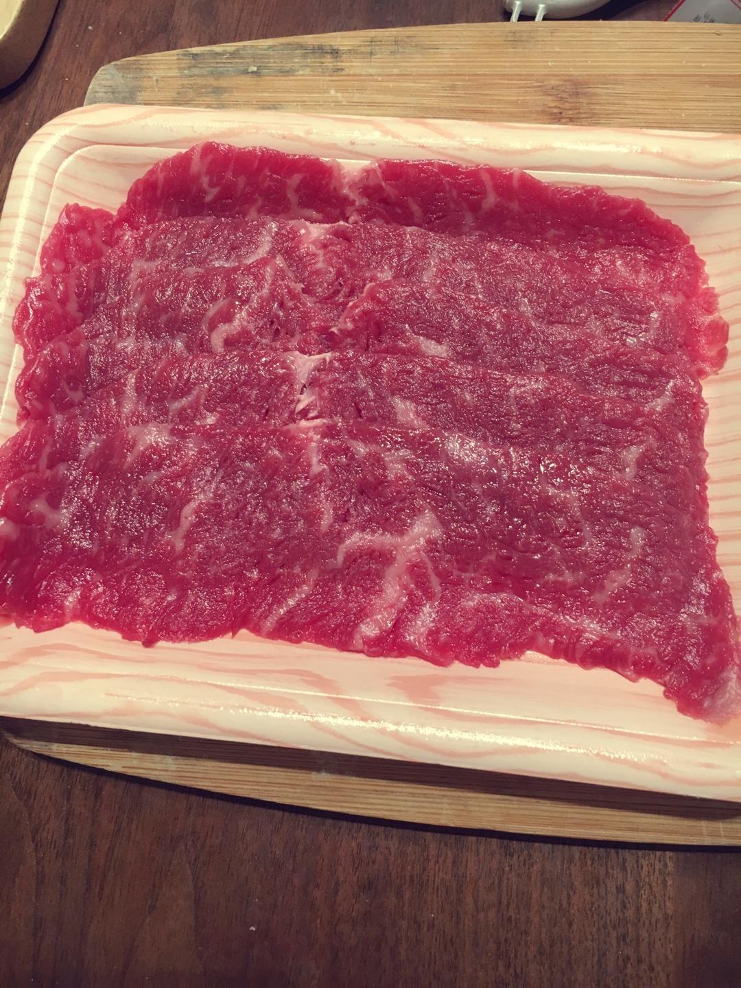 日式和風牛肉蓋飯的做法 步骤5