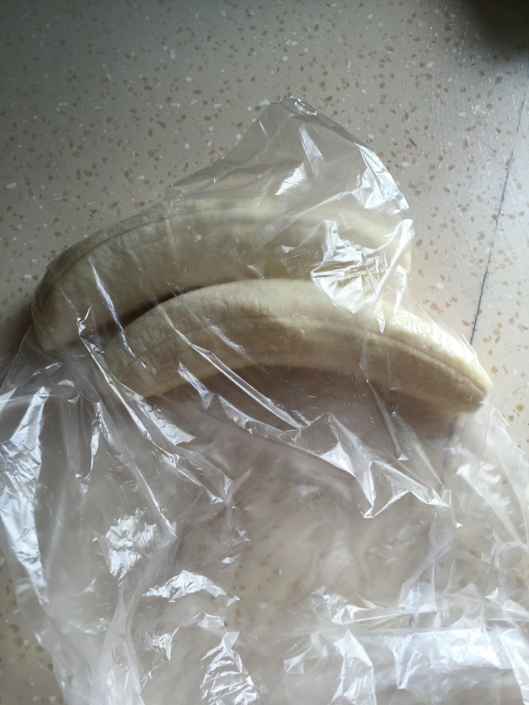 香蕉馬芬（玉米油簡單版）的做法 步骤1