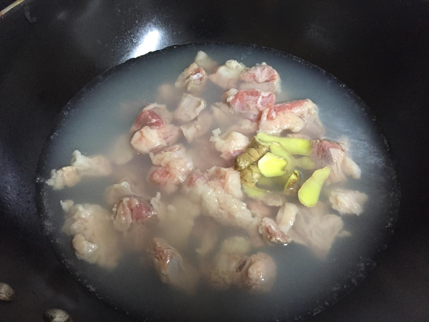 紅燒牛肉湯的做法 步骤1