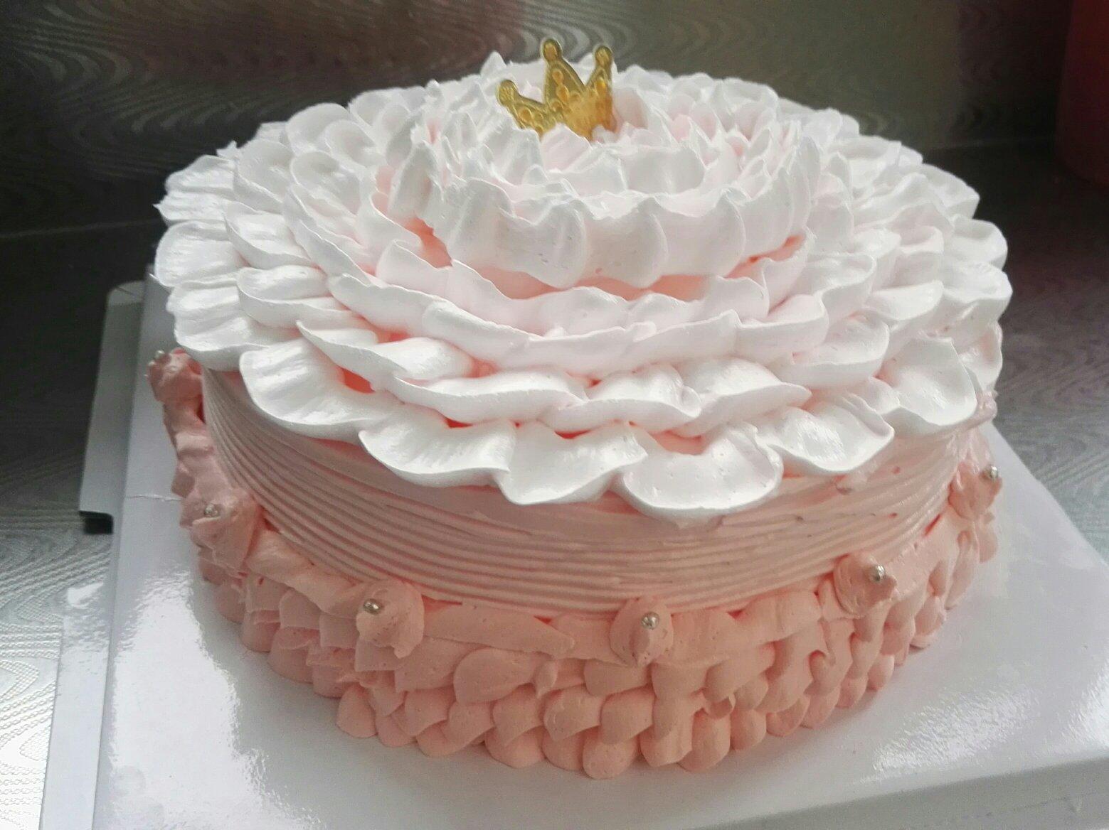 浪漫花掰節日生日蛋糕的做法 步骤7