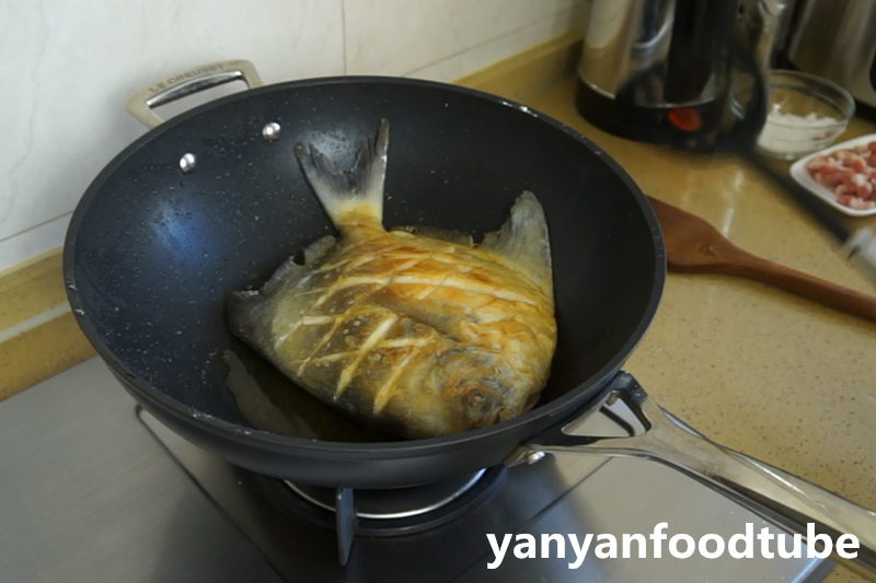乾燒昌魚 GanShao Fish的做法 步骤5