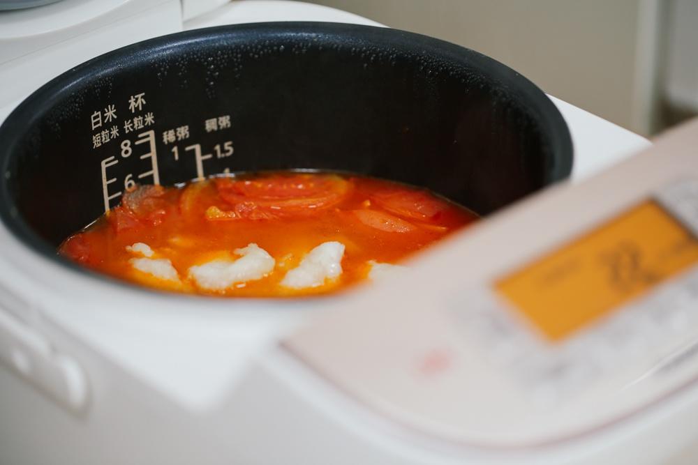 番茄龍利魚湯--松下SR-ANY151-P IH變頻電飯煲的做法 步骤8