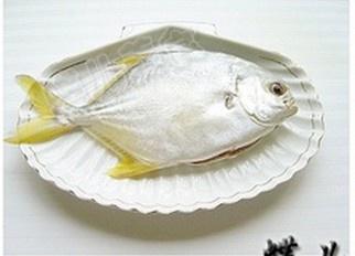乾燒金鯧魚的做法 步骤1