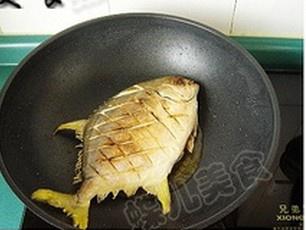 乾燒金鯧魚的做法 步骤8