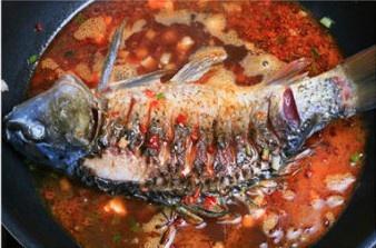 乾燒鯉魚的做法 步骤9