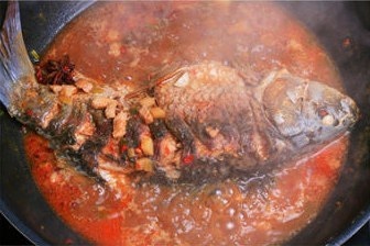 乾燒鯉魚的做法 步骤10