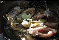 紅燒鯉魚燉豆腐的做法 步骤9