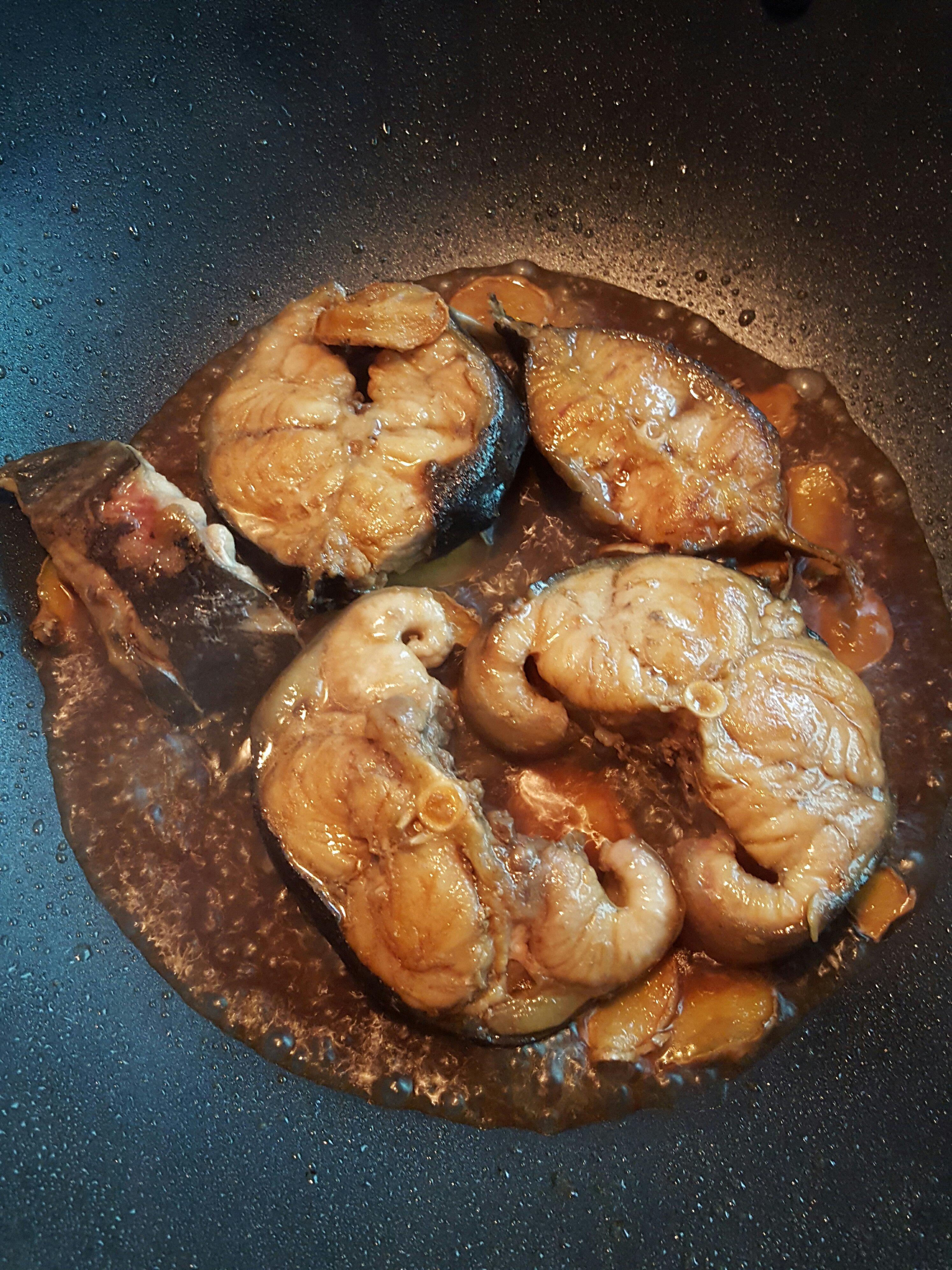 紅燒鯰魚的做法 步骤5