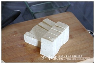 醬燜鯽魚豆腐的做法 步骤1