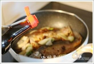 醬燜鯽魚豆腐的做法 步骤8