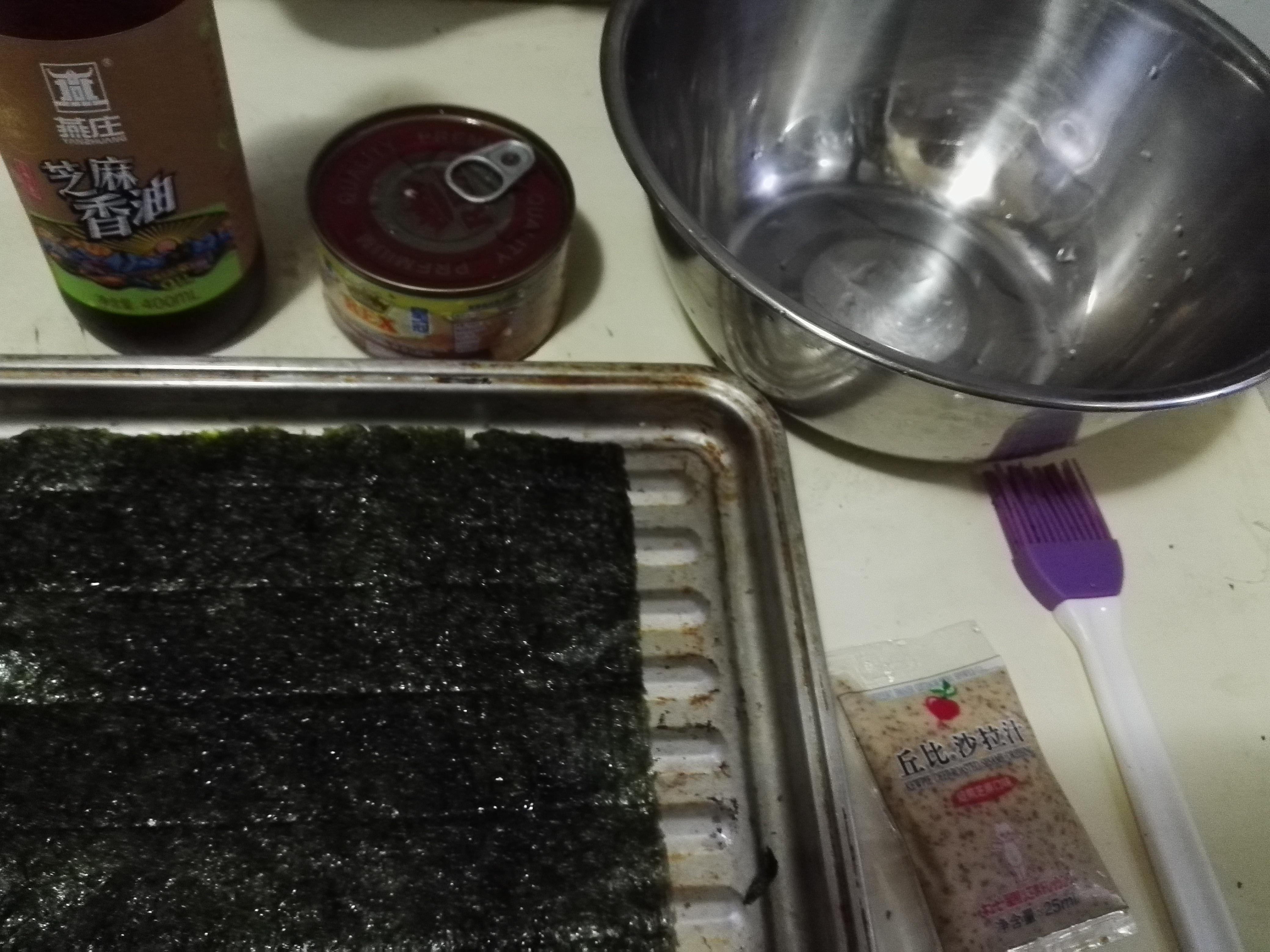 金槍魚紫菜飯糰的做法 步骤1