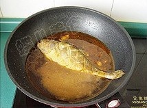 醬燒黃花魚的做法 步骤13