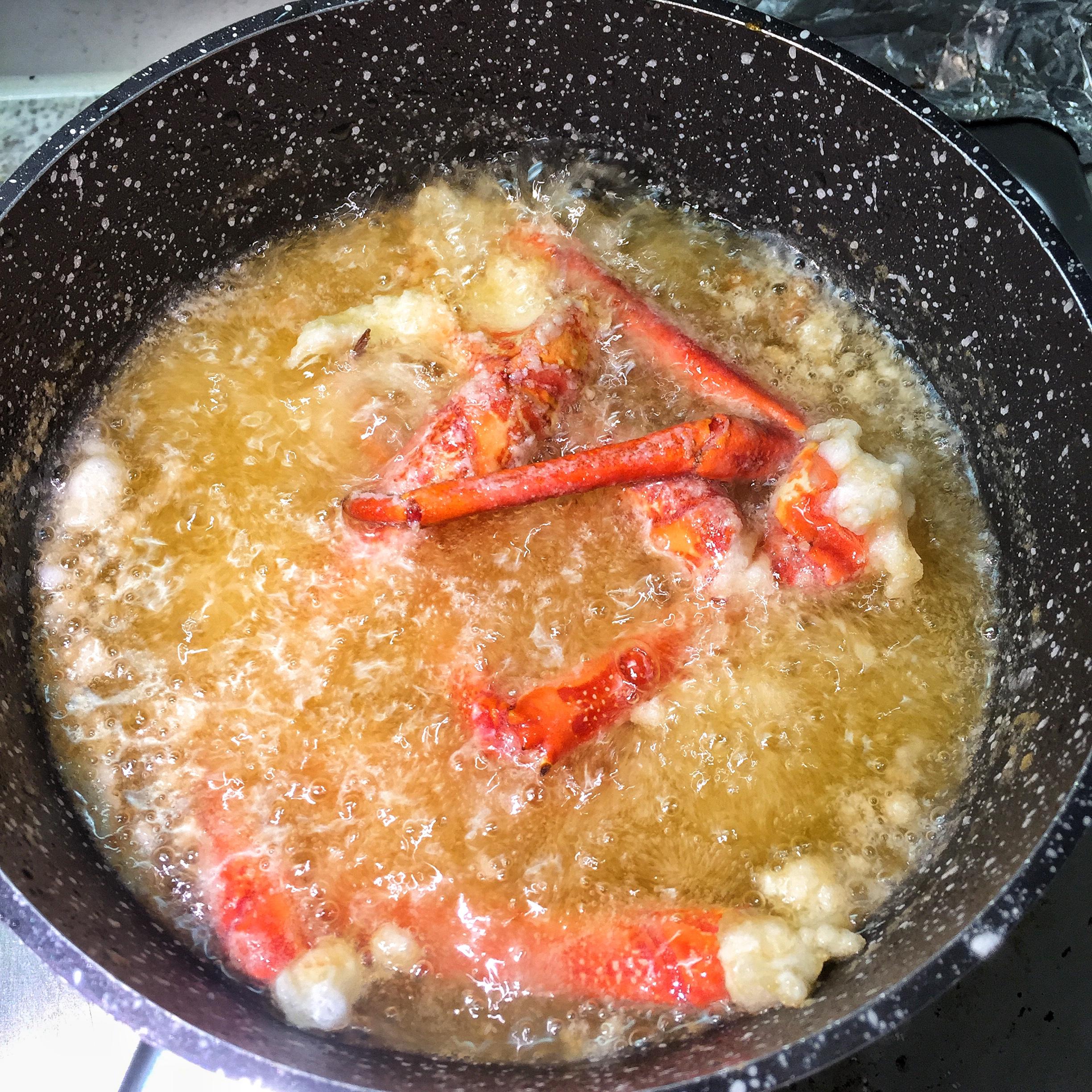 姜蔥炒龍蝦的做法 步骤10