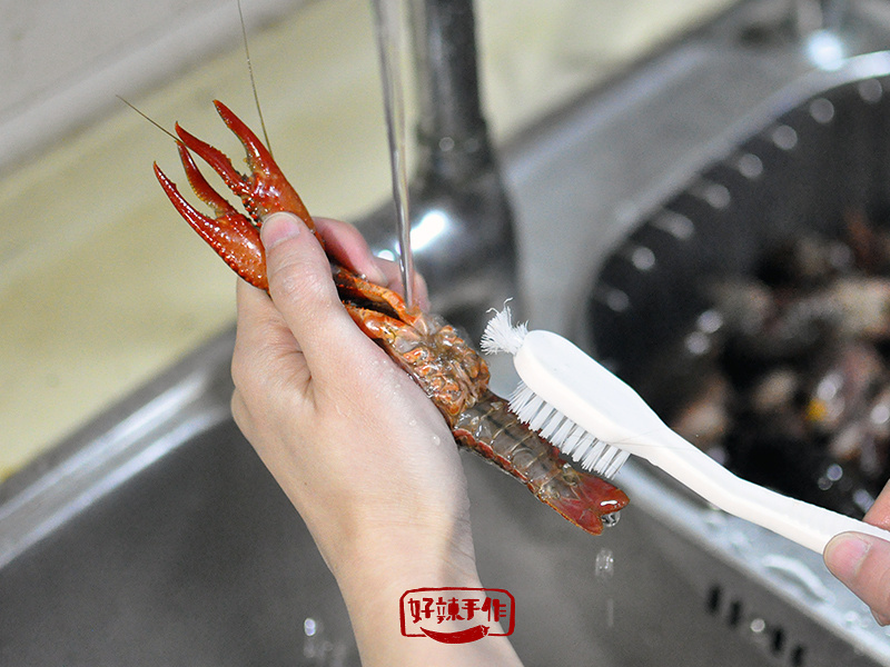 小龍蝦-保留蝦黃的處理方式的做法 步骤5