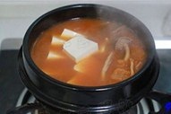 豆腐花蛤泡菜鍋的做法 步骤9